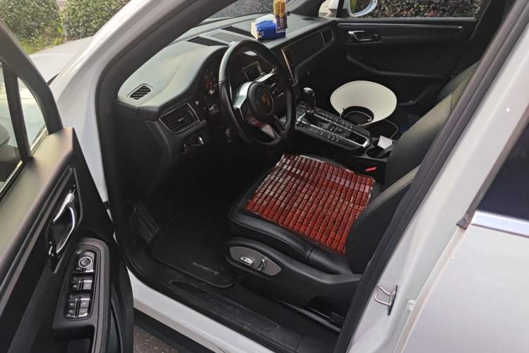 Used Porsche Macan 2017 Macan 2.0T Driver Seat
