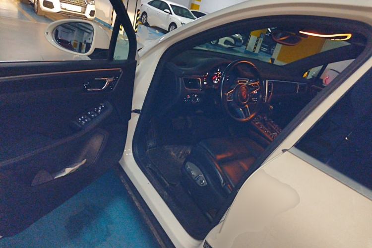 Used Porsche Macan 2017 Macan 2.0T Driver Seat