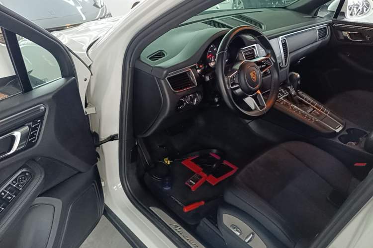 Used Porsche Macan 2017 Macan 2.0T Driver Seat