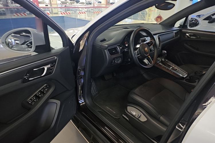 Used Porsche Macan 2017 Macan 2.0T Driver Seat