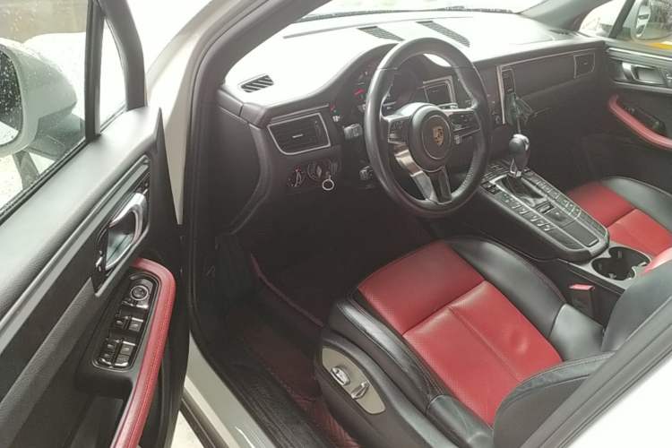 Used Porsche Macan 2017 Macan 2.0T Driver Seat