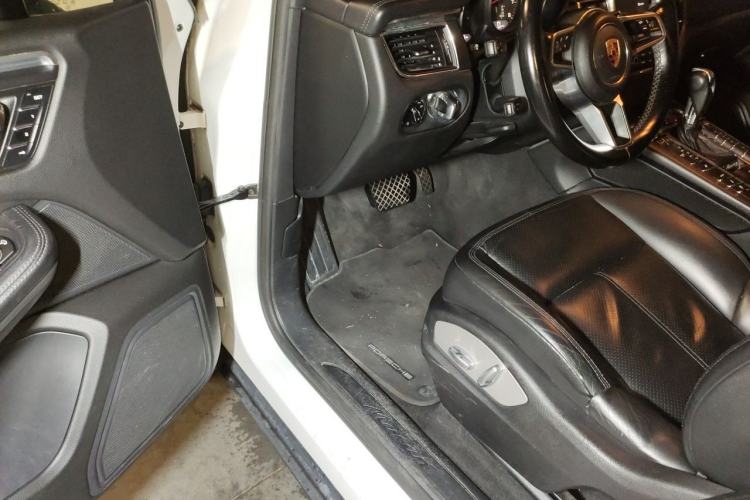 Used Porsche Macan 2017 Macan 2.0T Driver Seat