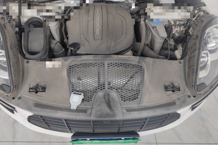Used Porsche Macan 2017 Macan 2.0T Engine Bay
