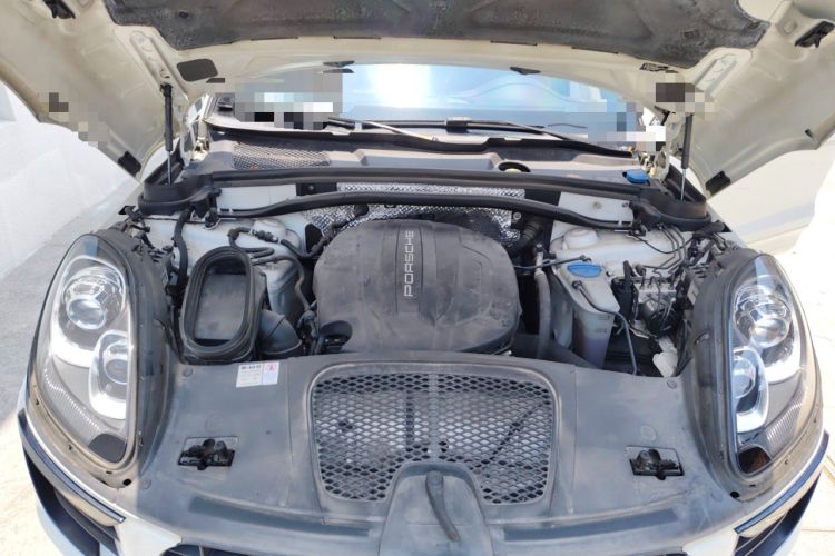 Used Porsche Macan 2017 Macan 2.0T Engine Bay
