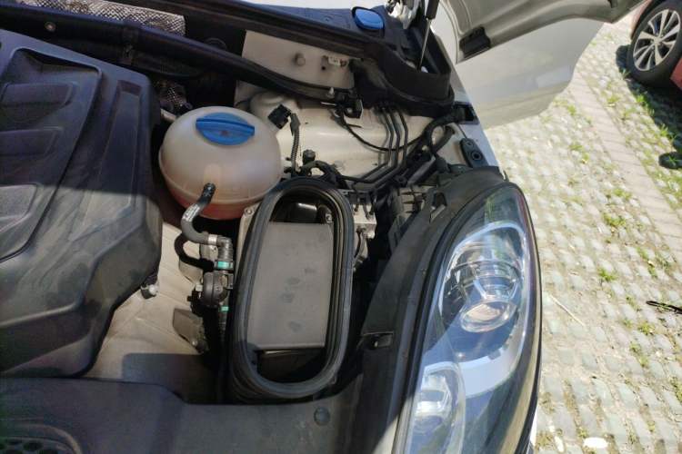 Used Porsche Macan 2017 Macan S 3.0T Engine Bay Left