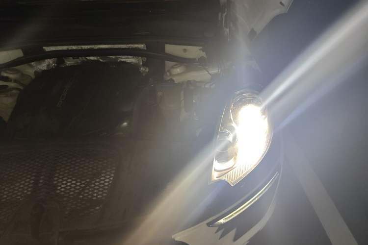 Used Porsche Macan 2017 Macan 2.0T Engine Bay Left