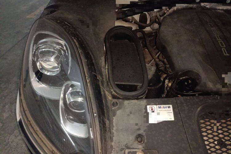 Used Porsche Macan 2017 Macan 2.0T Engine Bay Right