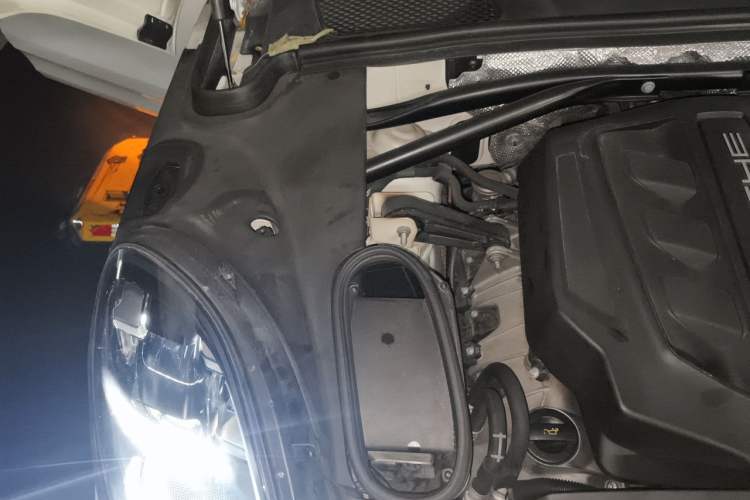 Used Porsche Macan 2017 Macan GTS 3.0T Engine Bay Right
