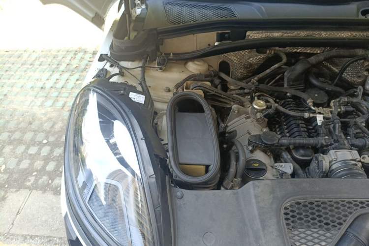 Used Porsche Macan 2017 Macan S 3.0T Engine Bay Right