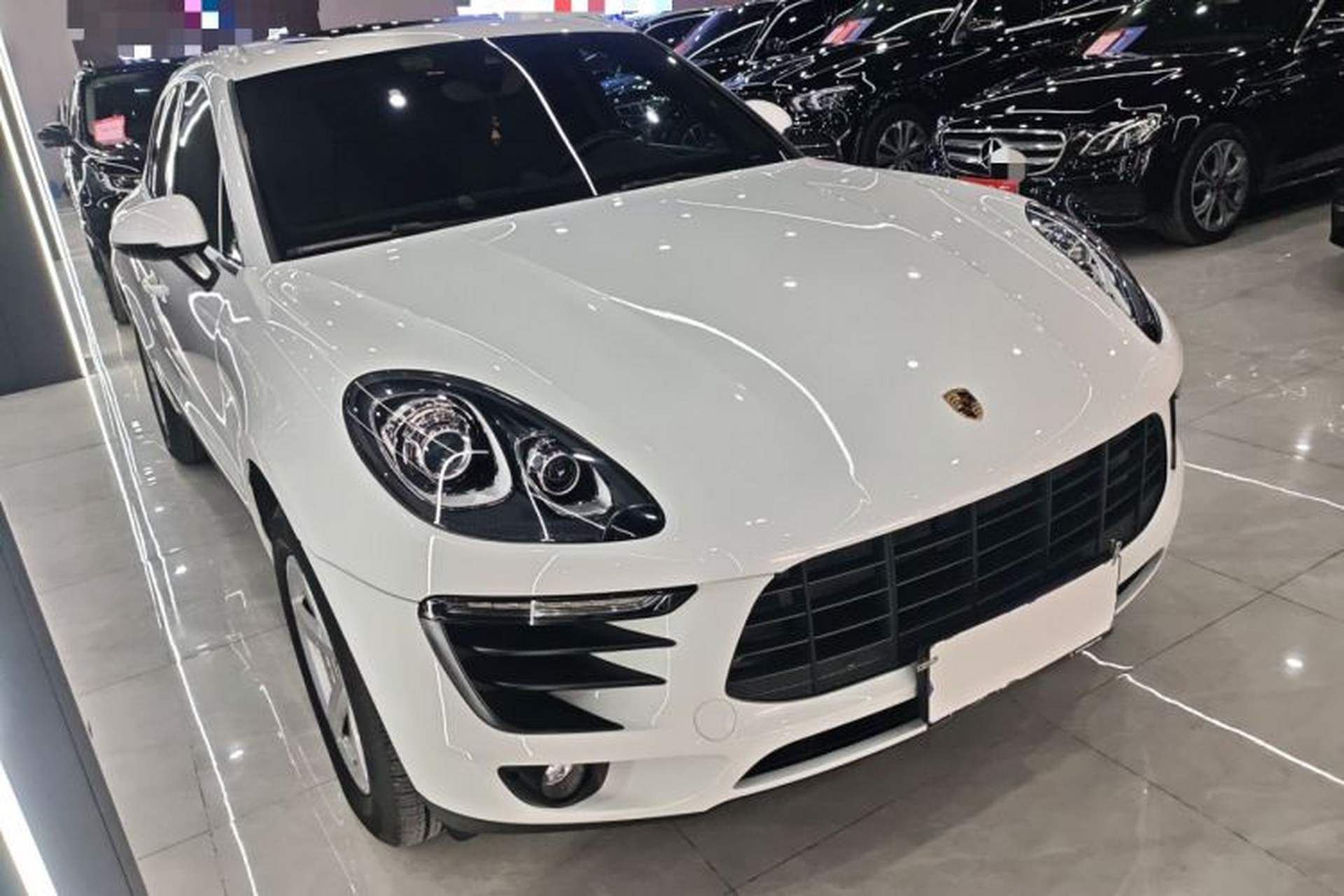Used Porsche Macan 2017 Macan 2.0T Exterior 1