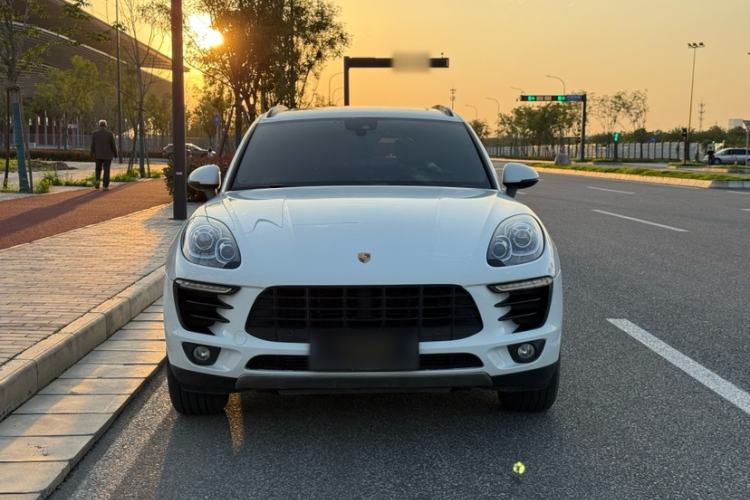 Used Porsche Macan 2017 Macan 2.0T Exterior 1