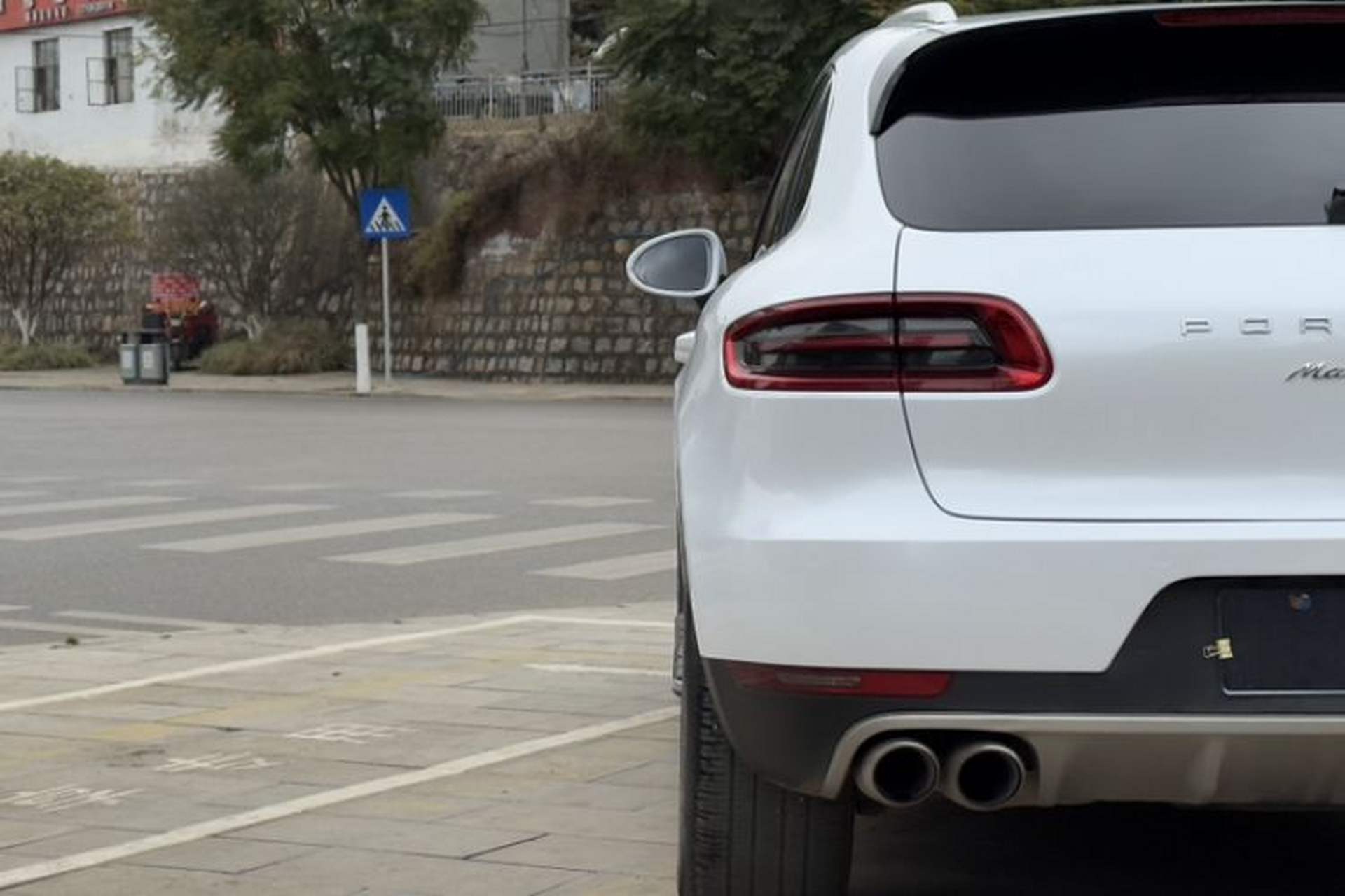 Used Porsche Macan 2017 Macan 2.0T Exterior 15