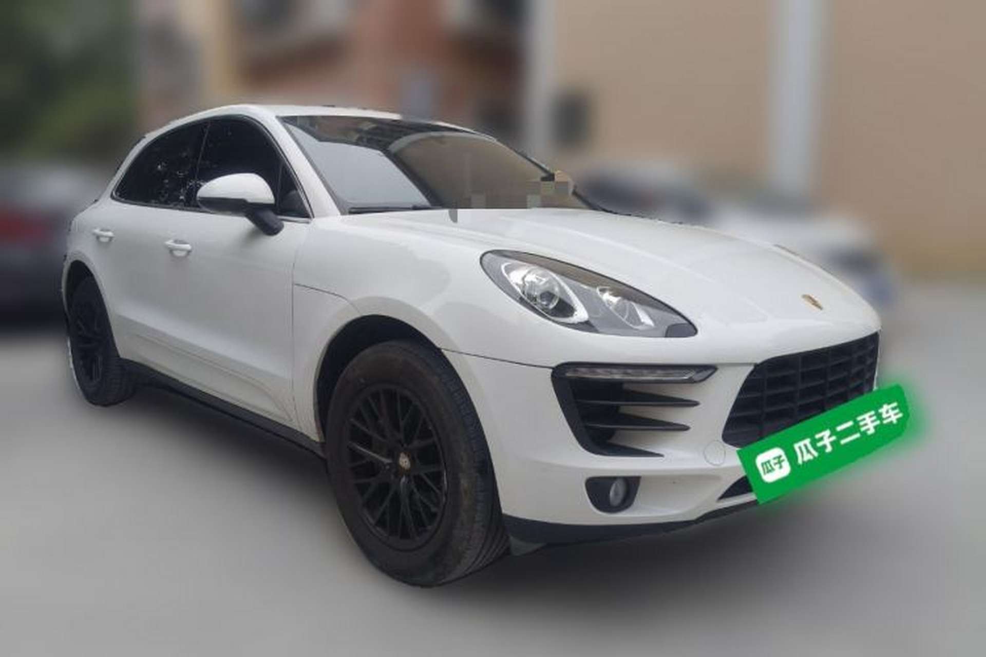 Used Porsche Macan 2017 Macan 2.0T Exterior 2