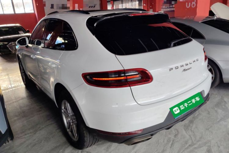 Used Porsche Macan 2017 Macan 2.0T Exterior 2