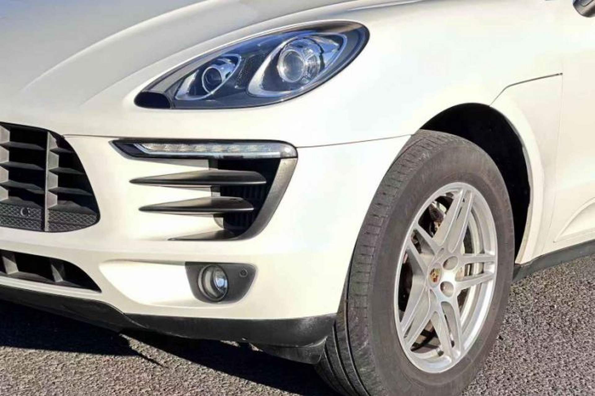 Used Porsche Macan 2017 Macan S 3.0T Exterior 2
