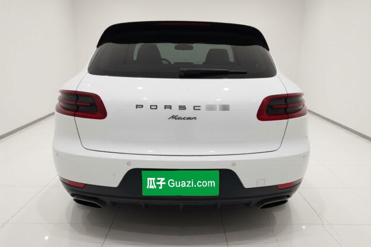 Used Porsche Macan 2017 Macan 2.0T Exterior 4