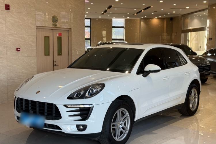 Used Porsche Macan 2017 Macan 2.0T Exterior 4