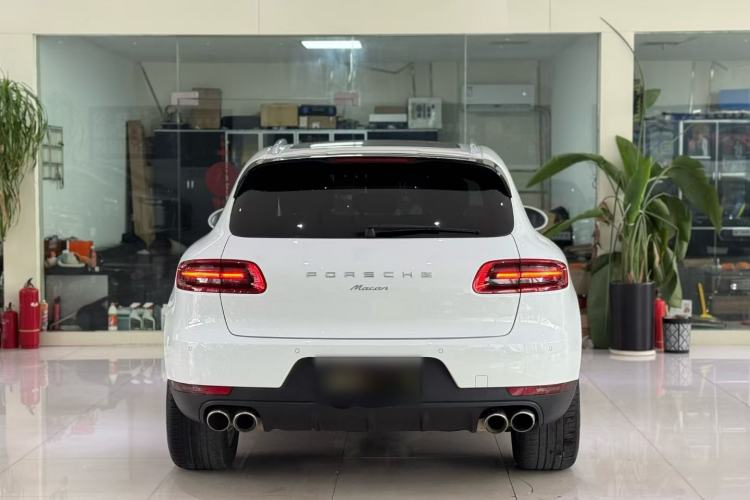 Used Porsche Macan 2017 Macan 2.0T Exterior 5