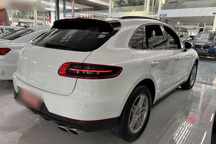 Used Porsche Macan 2017 Macan 2.0T Exterior 5