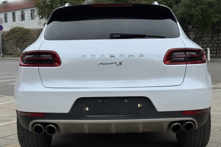 Used Porsche Macan 2017 Macan 2.0T Exterior 5