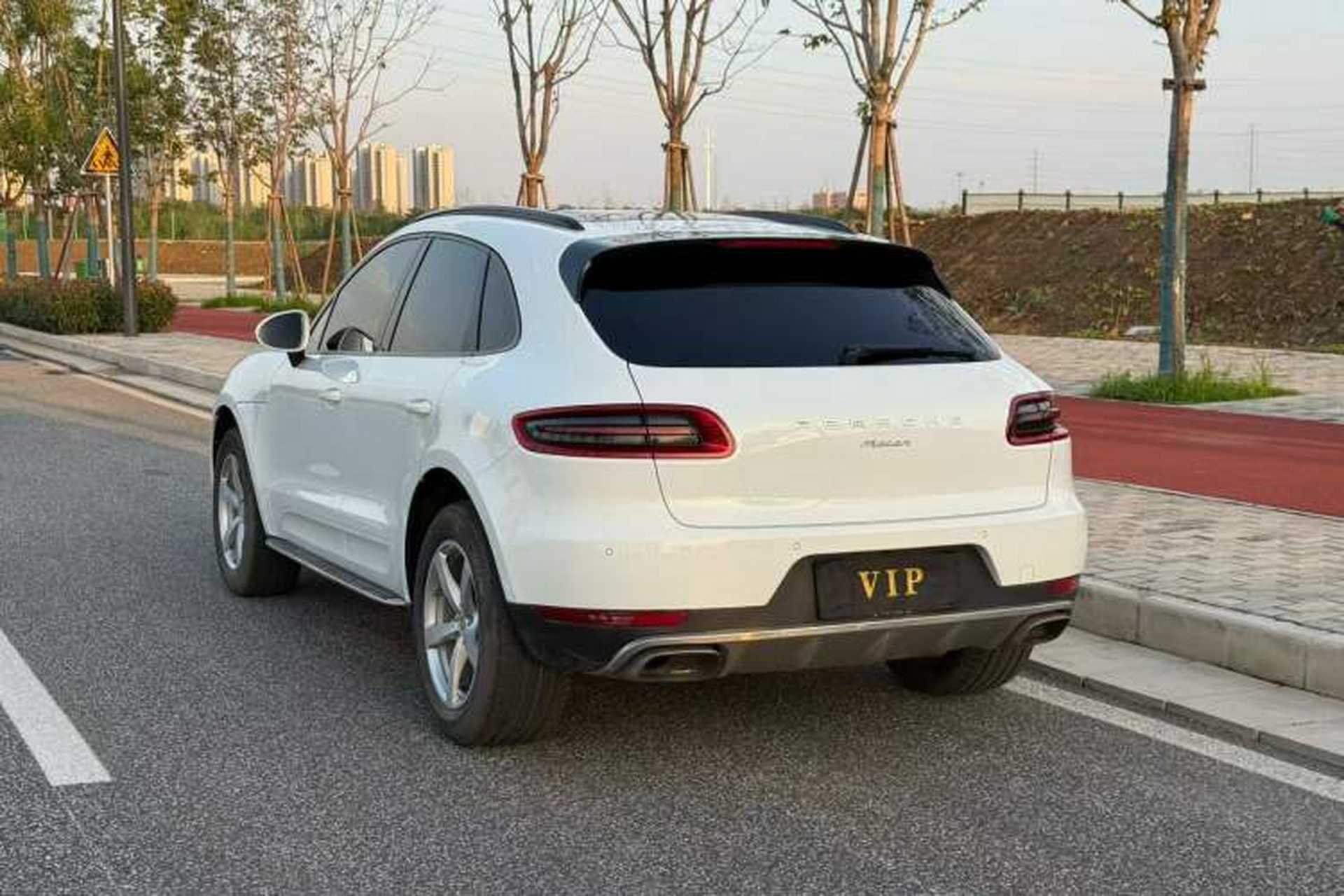 Used Porsche Macan 2017 Macan 2.0T Exterior 6