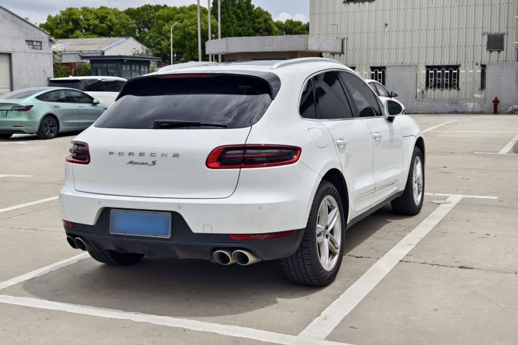 Used Porsche Macan 2017 Macan S 3.0T Exterior 6