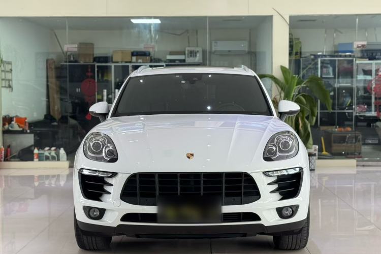 Used Porsche Macan 2017 Macan 2.0T Exterior 8