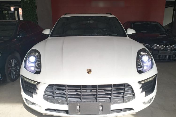 Used Porsche Macan 2017 Macan 2.0T Front