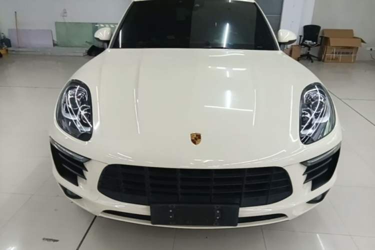 Used Porsche Macan 2017 Macan 2.0T Front
