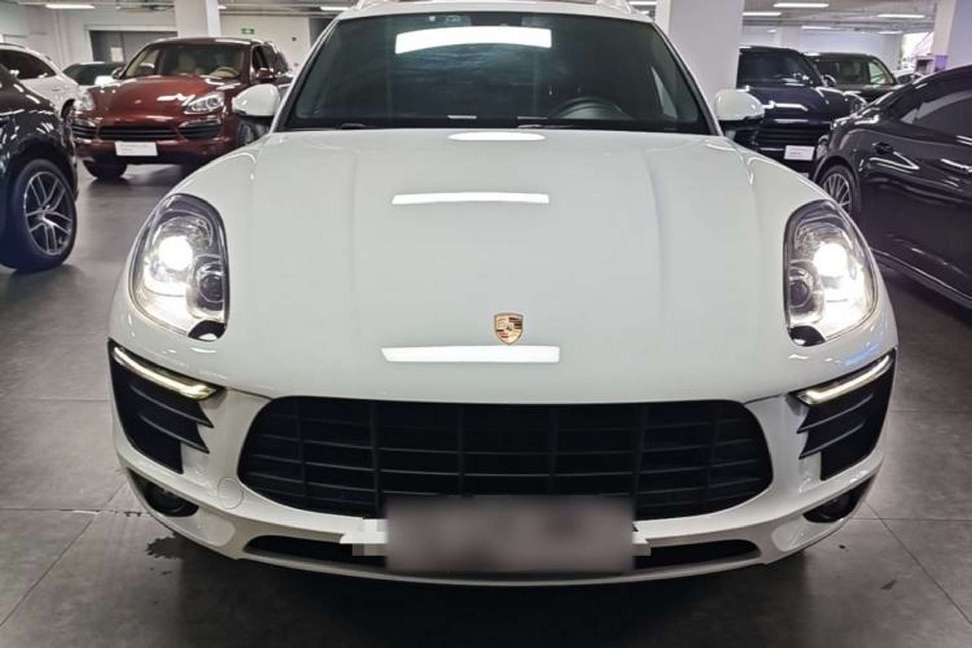 Used Porsche Macan 2017 Macan 2.0T Front