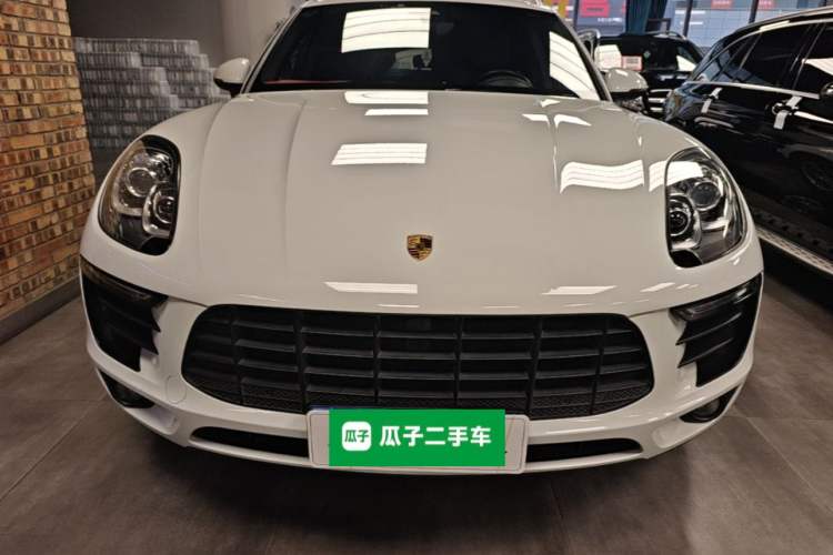 Used Porsche Macan 2017 Macan 2.0T Front