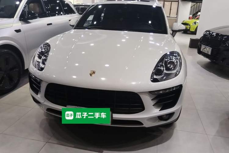 Used Porsche Macan 2017 Macan 2.0T Front