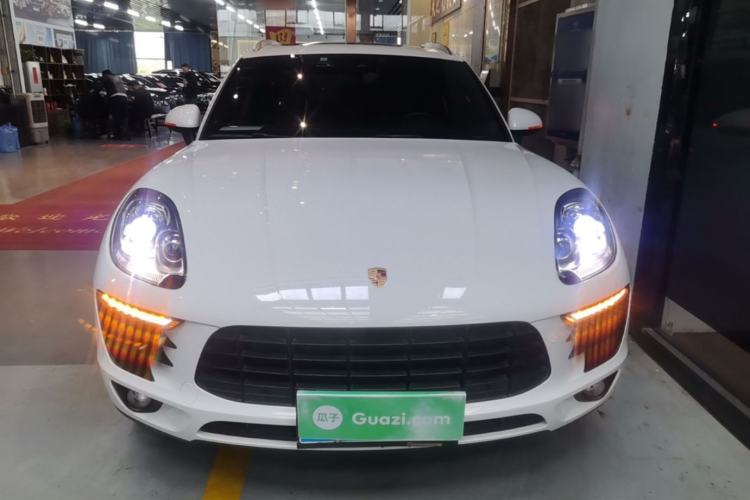 Used Porsche Macan 2017 Macan 2.0T Front