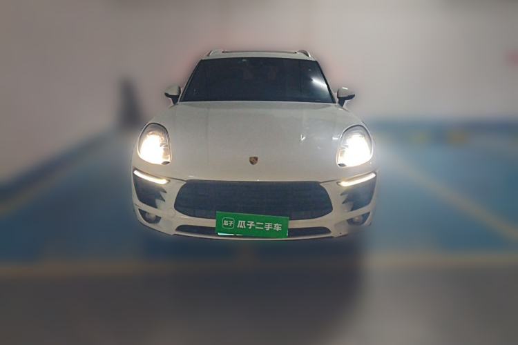 Used Porsche Macan 2017 Macan 2.0T Front