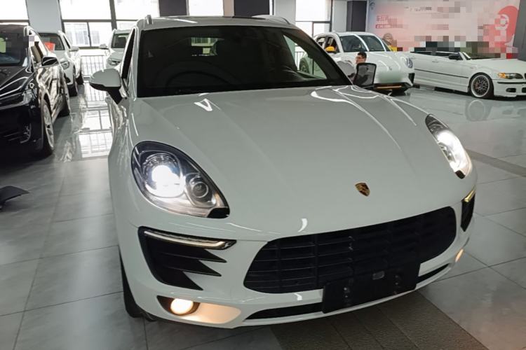 Used Porsche Macan 2017 Macan 2.0T Front