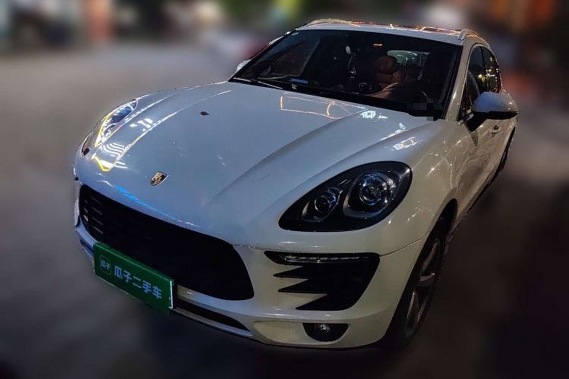 Used Porsche Macan 2017 Macan 2.0T Front Left 45 Deg