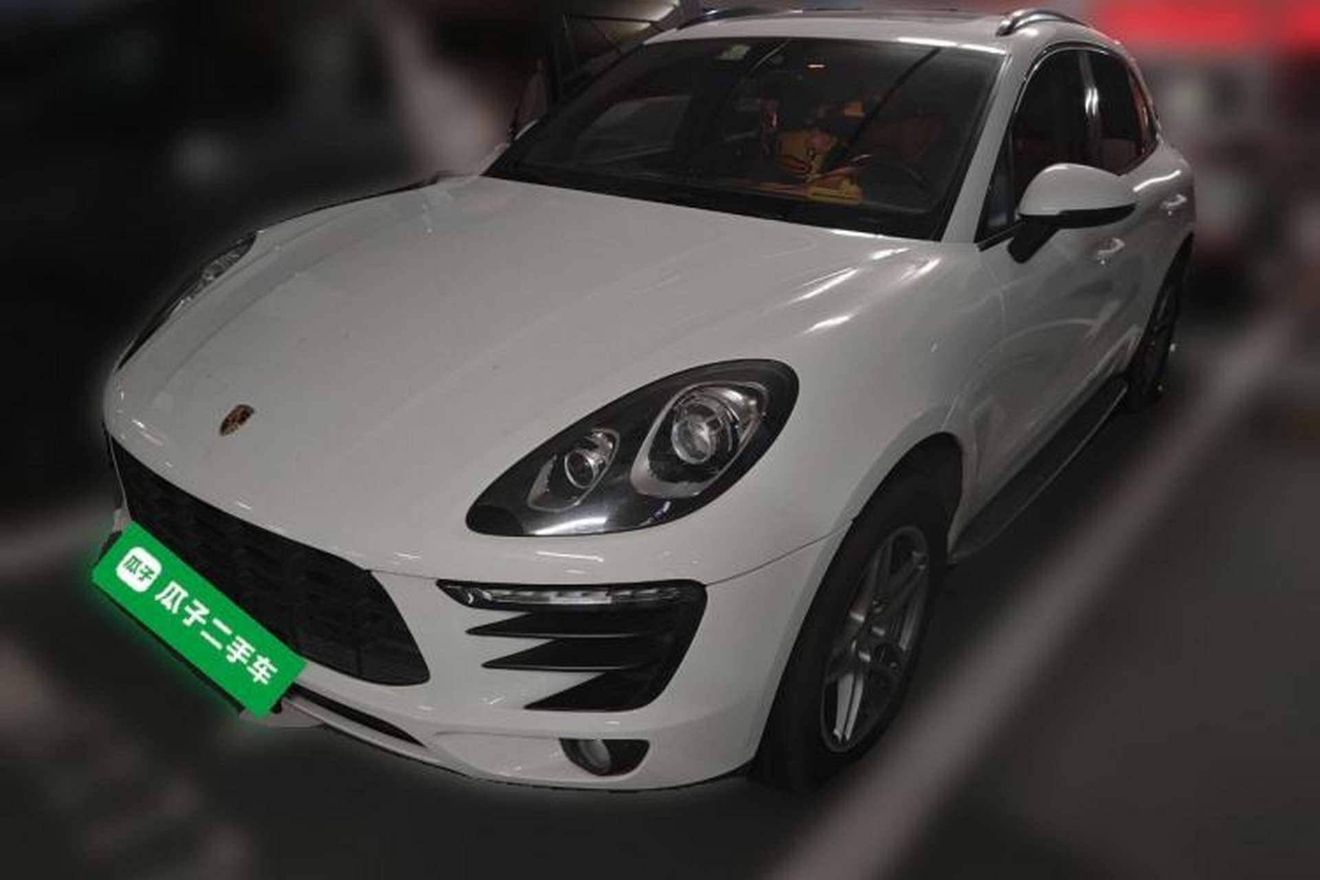 Used Porsche Macan 2017 Macan 2.0T Front Left 45 Deg