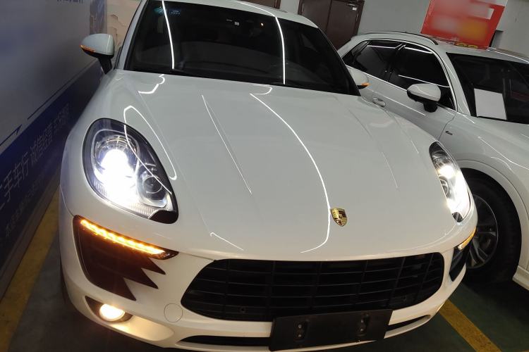 Used Porsche Macan 2017 Macan 2.0T Front