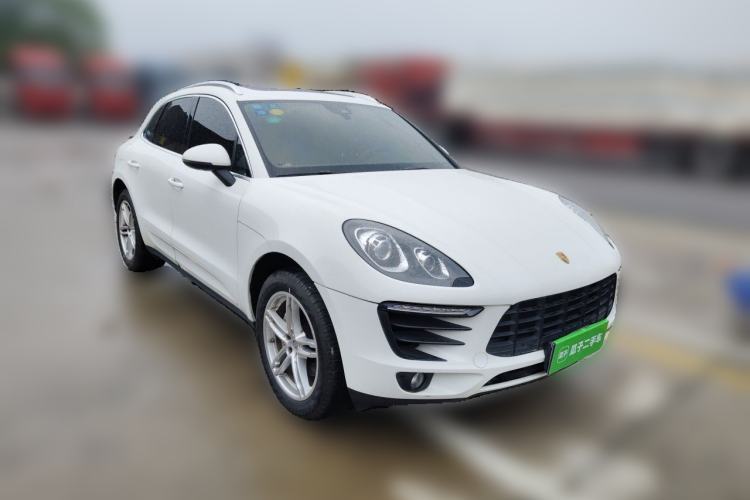 Used Porsche Macan 2017 Macan S 3.0T Front Right 45 Deg