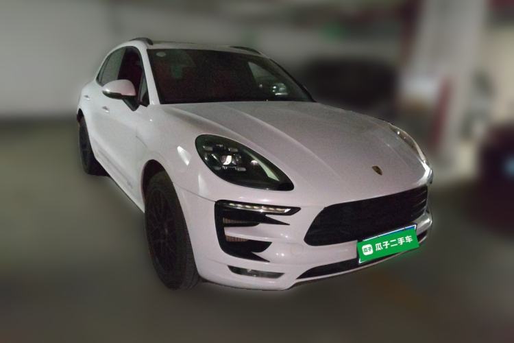 Used Porsche Macan 2017 Macan GTS 3.0T Front Right 45 Deg