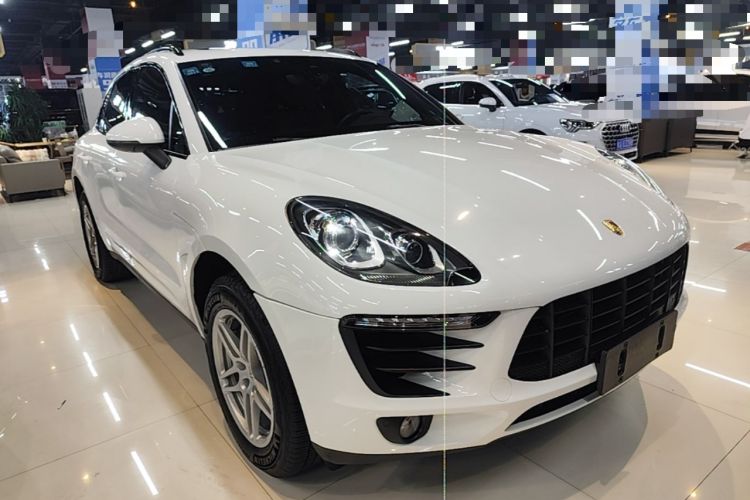 Used Porsche Macan 2017 Macan 2.0T Front Right 45 Deg
