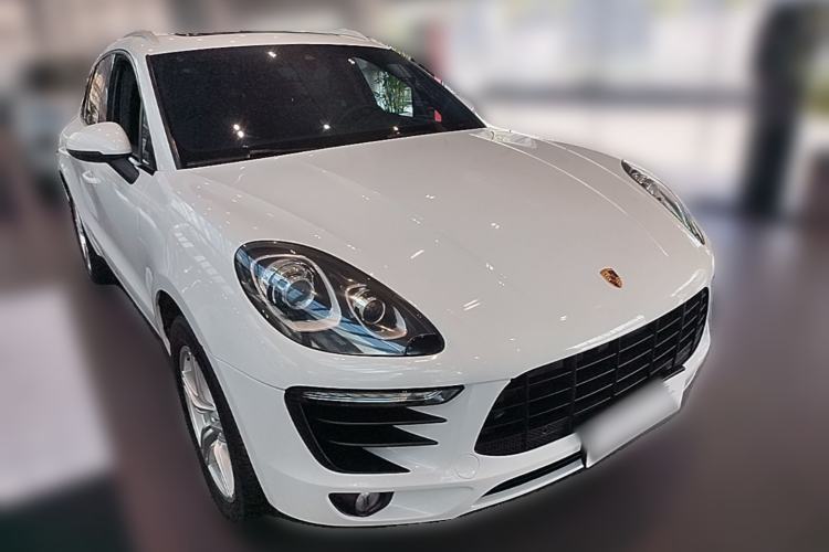 Used Porsche Macan 2017 Macan S 3.0T Front Right 45 Deg