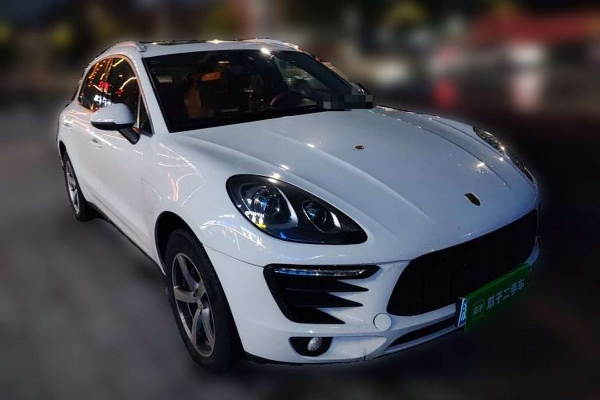 Used Porsche Macan 2017 Macan 2.0T Front Right 45 Deg