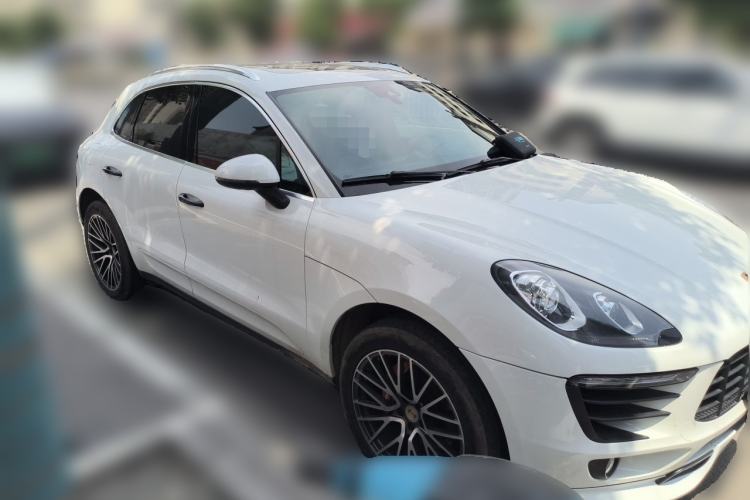 Used Porsche Macan 2017 Macan S 3.0T Front Right 45 Deg