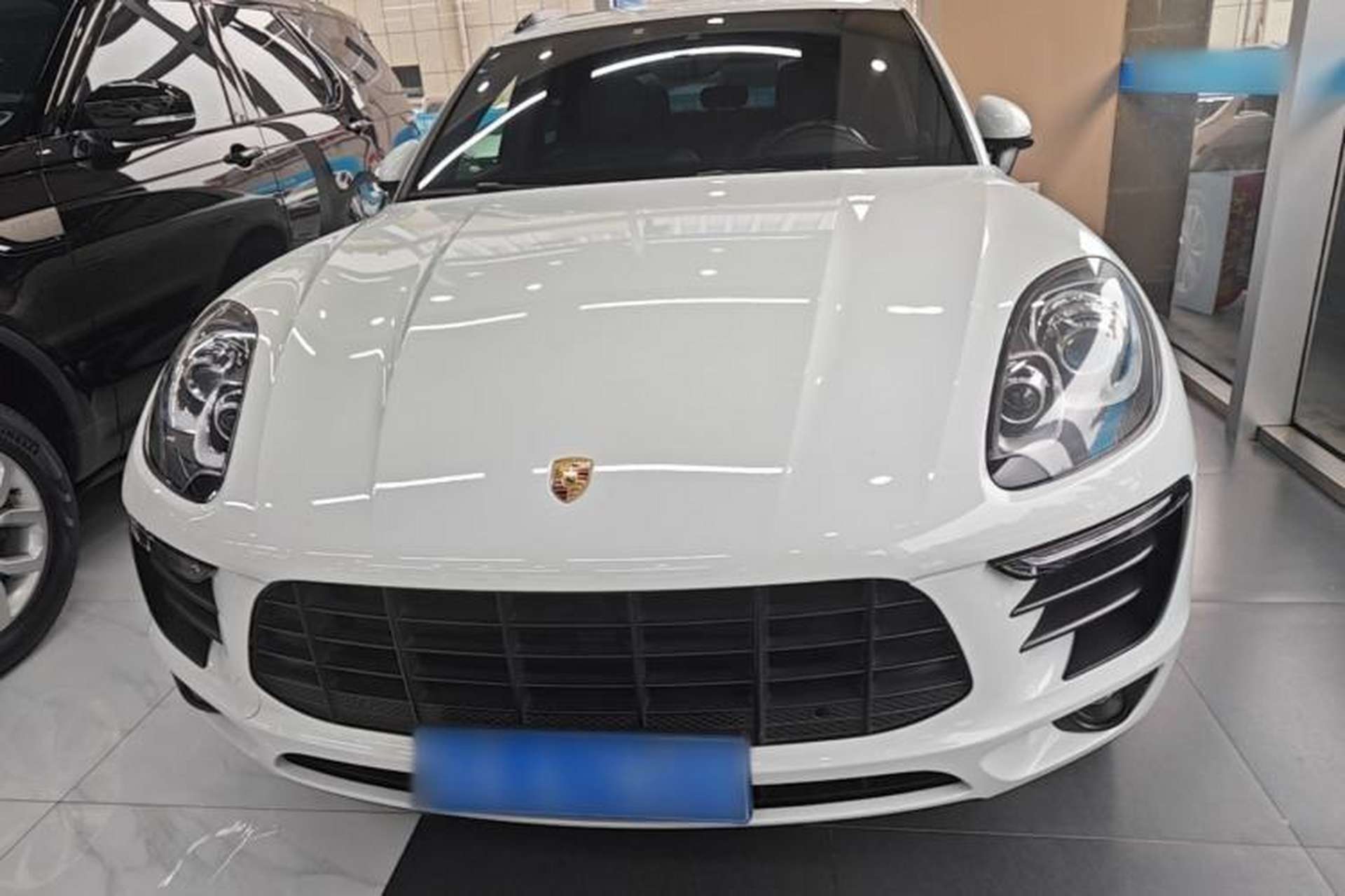 Used Porsche Macan 2017 Macan 2.0T Front