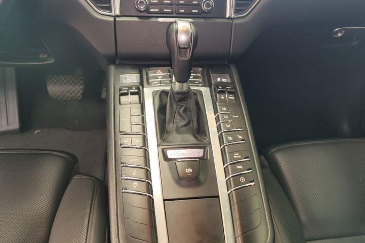 Used Porsche Macan 2017 Macan 2.0T Gear Lever