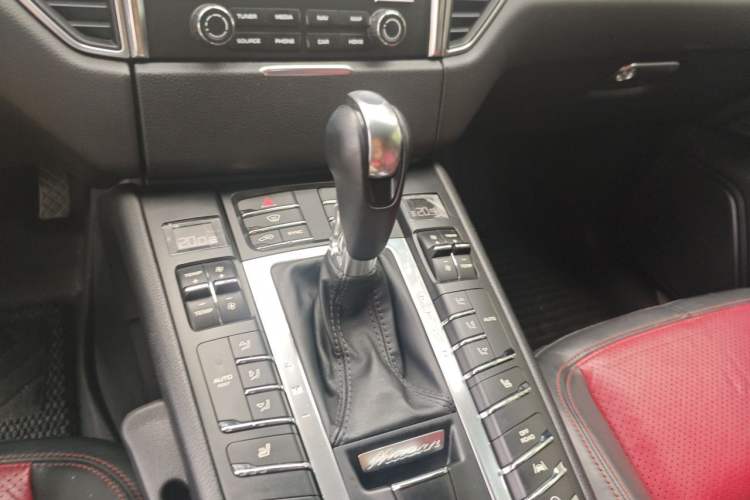 Used Porsche Macan 2017 Macan S 3.0T Gear Lever