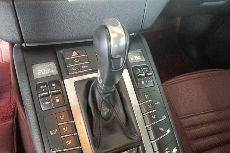 Used Porsche Macan 2017 Macan 2.0T Gear Lever
