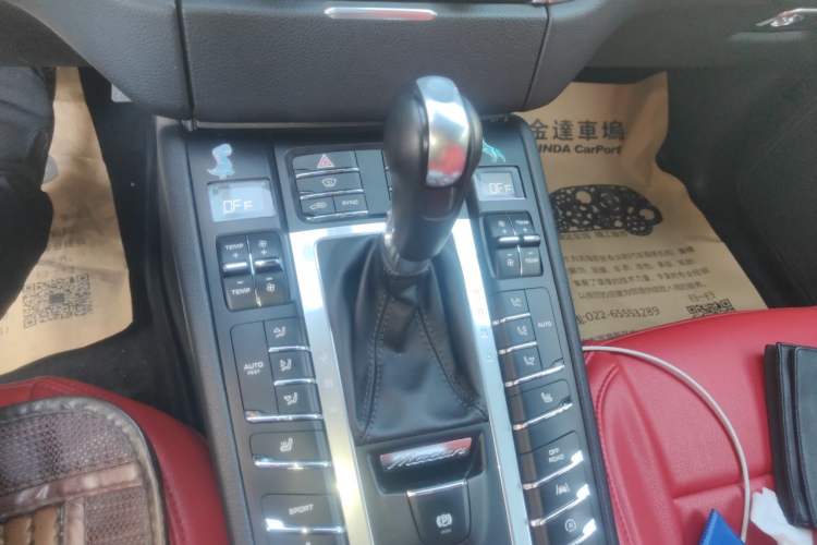 Used Porsche Macan 2017 Macan 2.0T Gear Lever