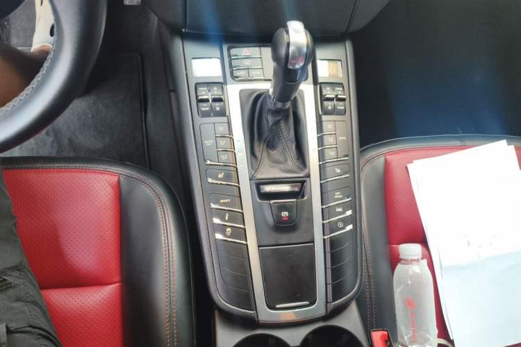 Used Porsche Macan 2017 Macan 2.0T Gear Lever